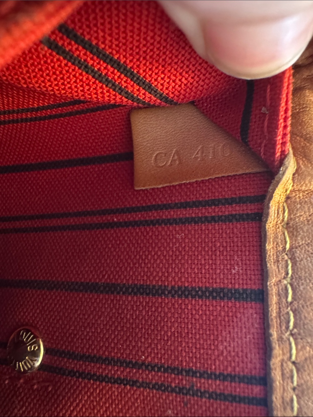 Louis Vuitton Monogram Canvas Tote with Tan Leather Trim - Picture 12 of 14